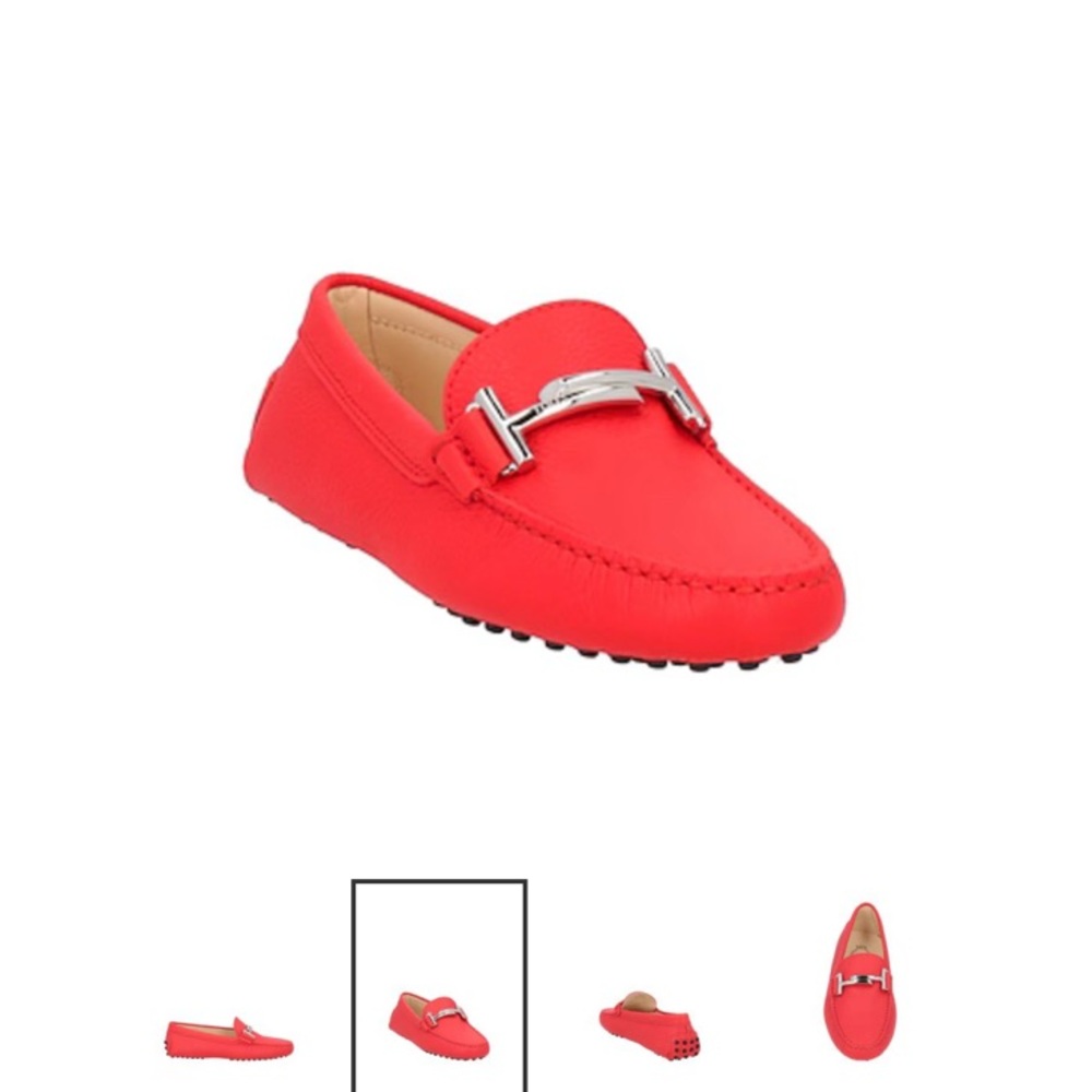🍒🍒🍒Tod’s bright red driving moc
